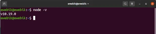 Obtener versión de Node.js en terminal de Ubuntu (Linux).